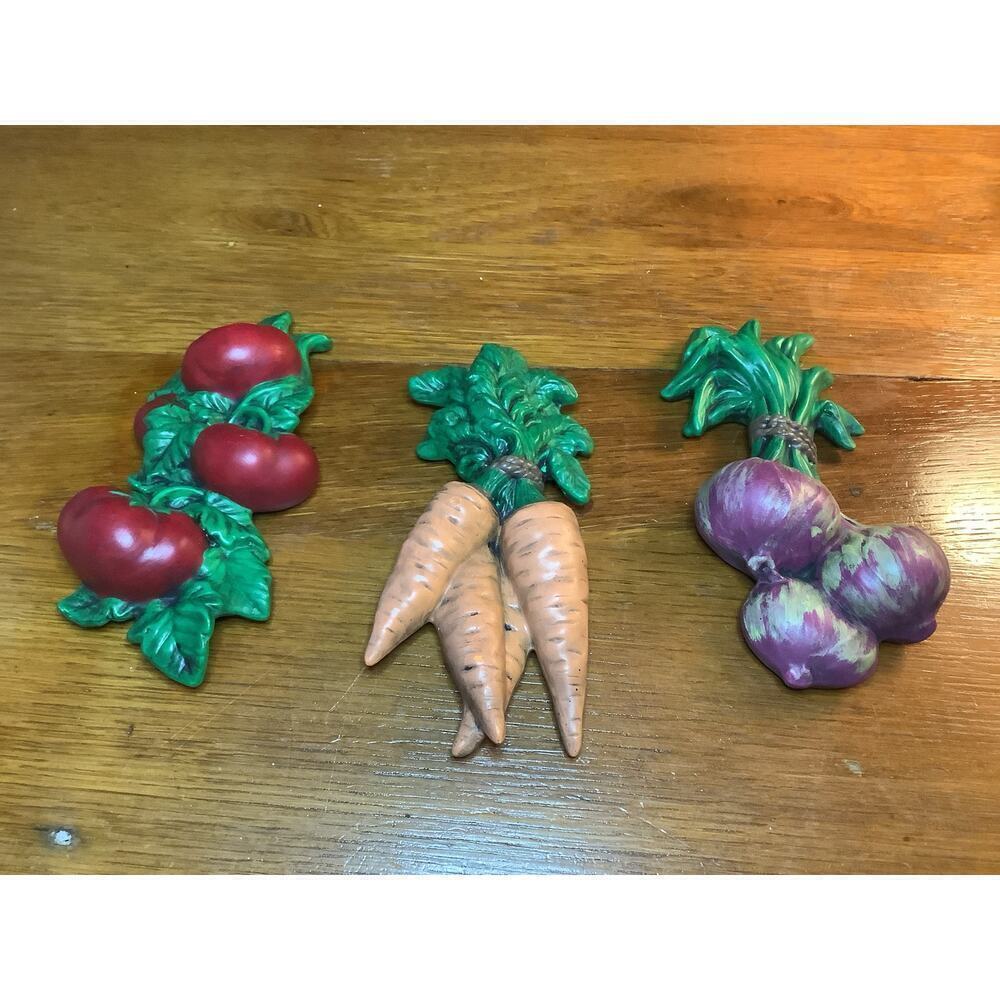Veggies Wall Art 3D Carrots, Tomato & Turnip Set of 3 Vintage